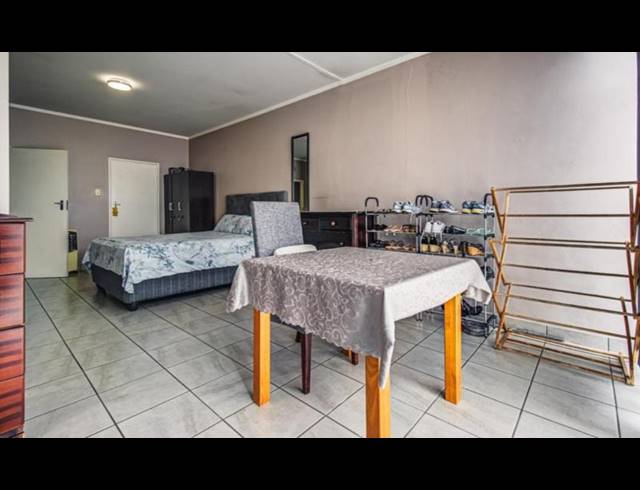 2 BEDROOM APARTMENT FOR SALE IN DOWERGLEN